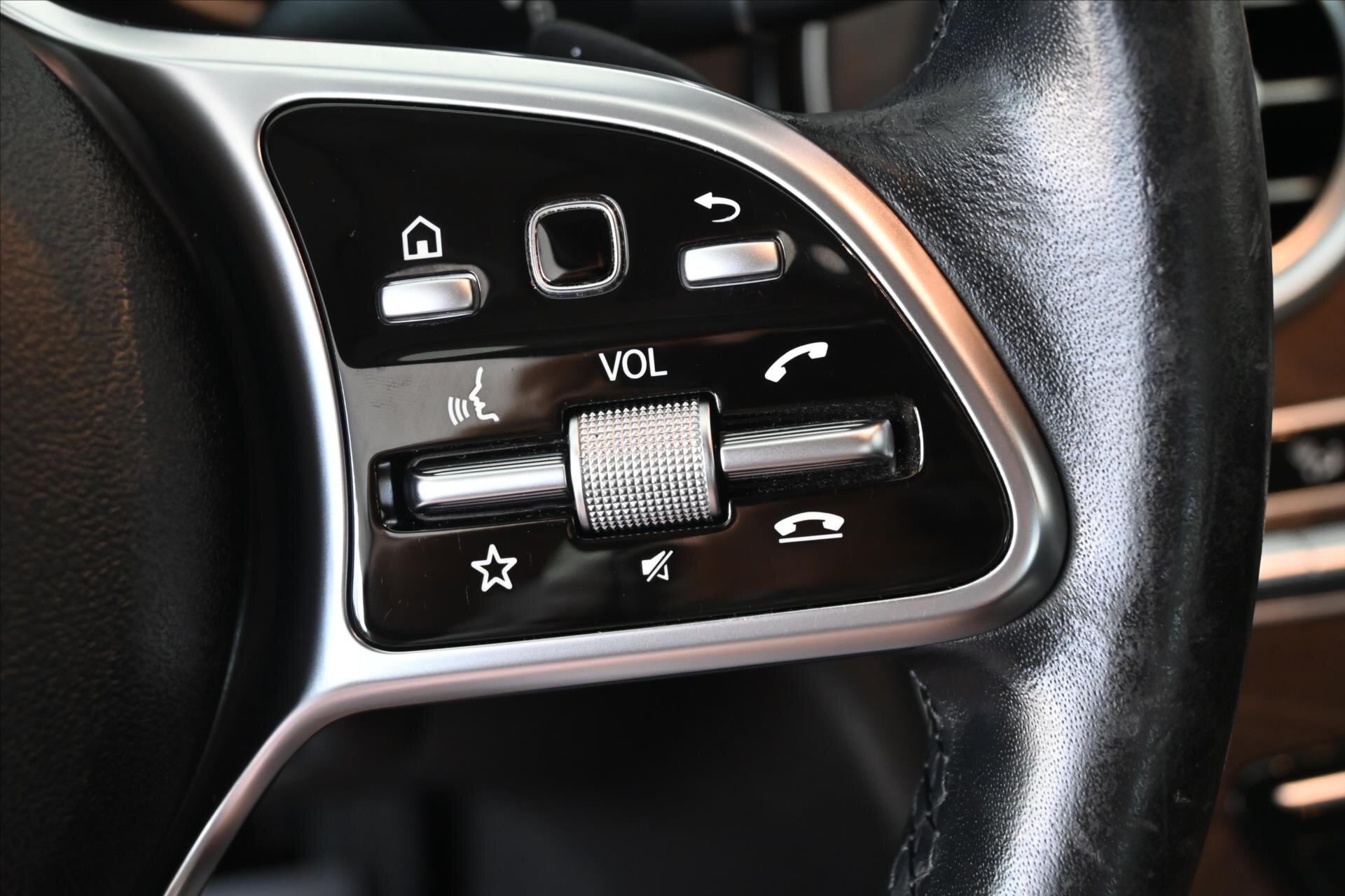 Mercedes-Benz Třídy C Kombi 2,0 l 143 kw