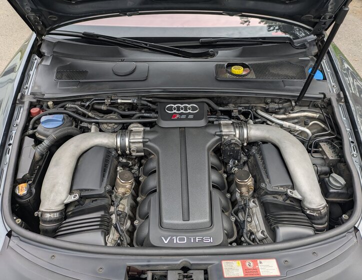 Audi RS6 Kombi 5,0 l 426 kw