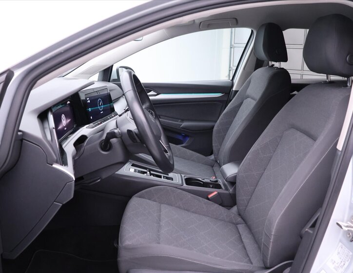 Volkswagen Golf Kombi 1,5 l 110 kw