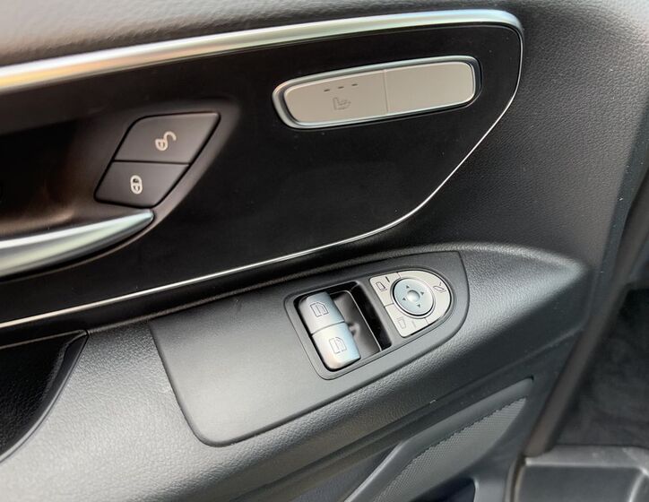 Mercedes-Benz Vito 15