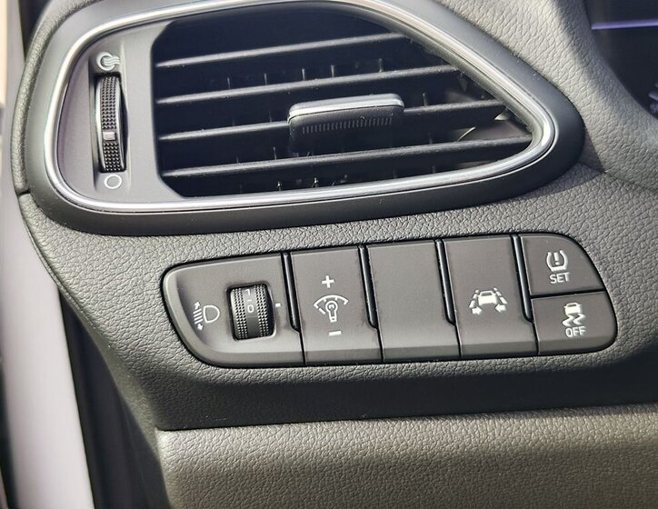 Hyundai i30 Kombi 1,6 l 85 kw