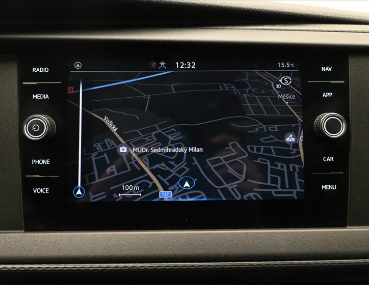 Volkswagen Transporter Skříň 2,0 l 110 kw