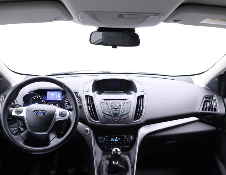 Ford Kuga SUV / Terénní 1,5 l 110 kw