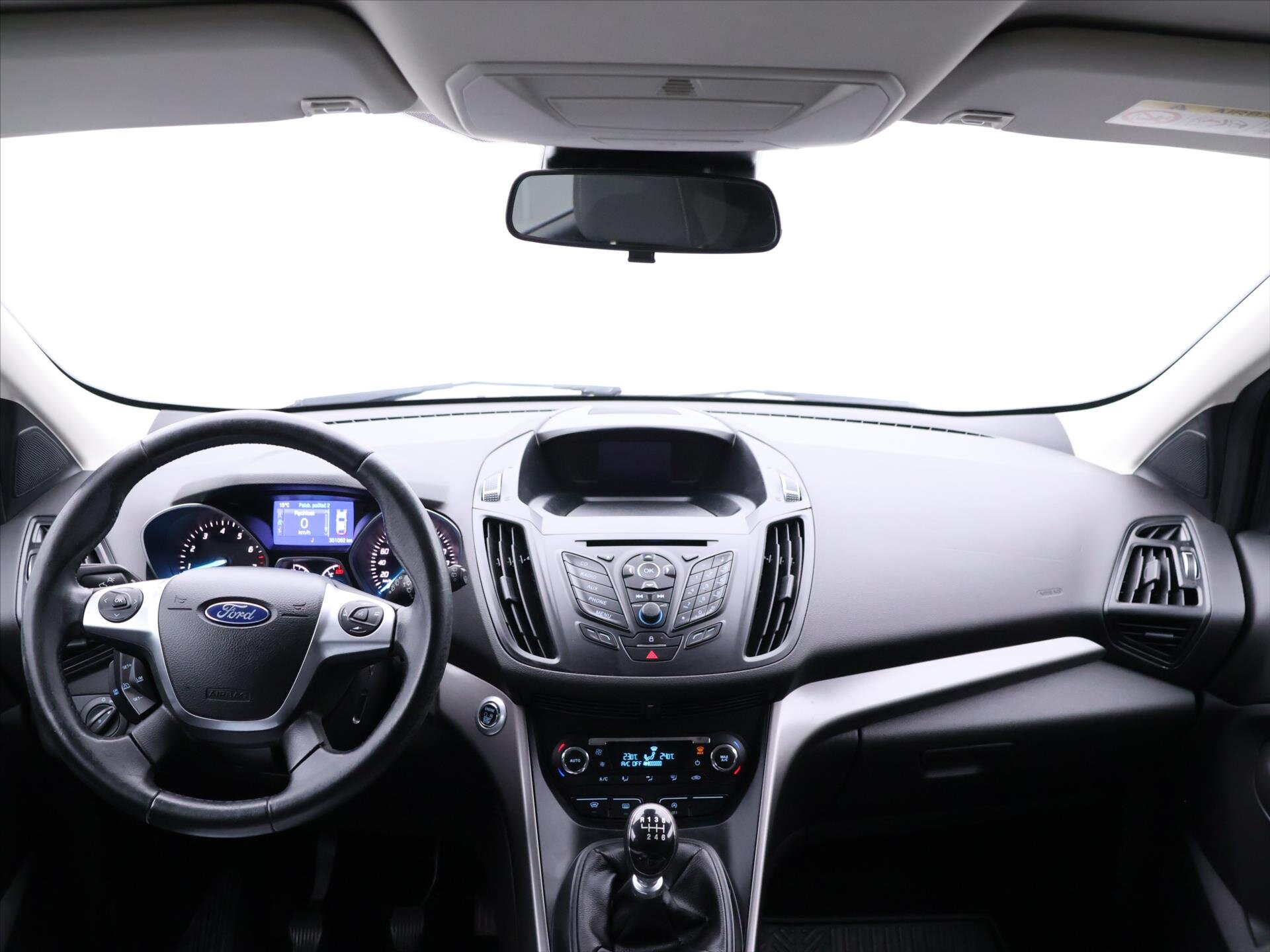 Ford Kuga SUV / Terénní 1,5 l 110 kw