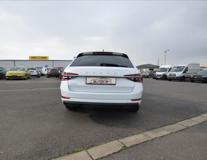 Škoda Superb Kombi 2,0 l 147 kw