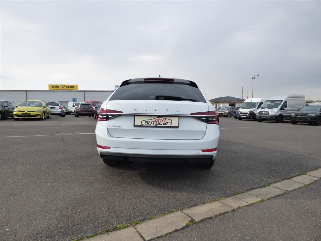 Škoda Superb Kombi 2,0 l 147 kw