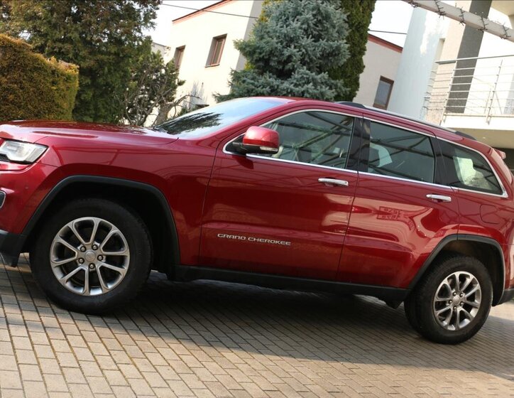 Jeep Grand Cherokee Kombi 3,0 l 184 kw