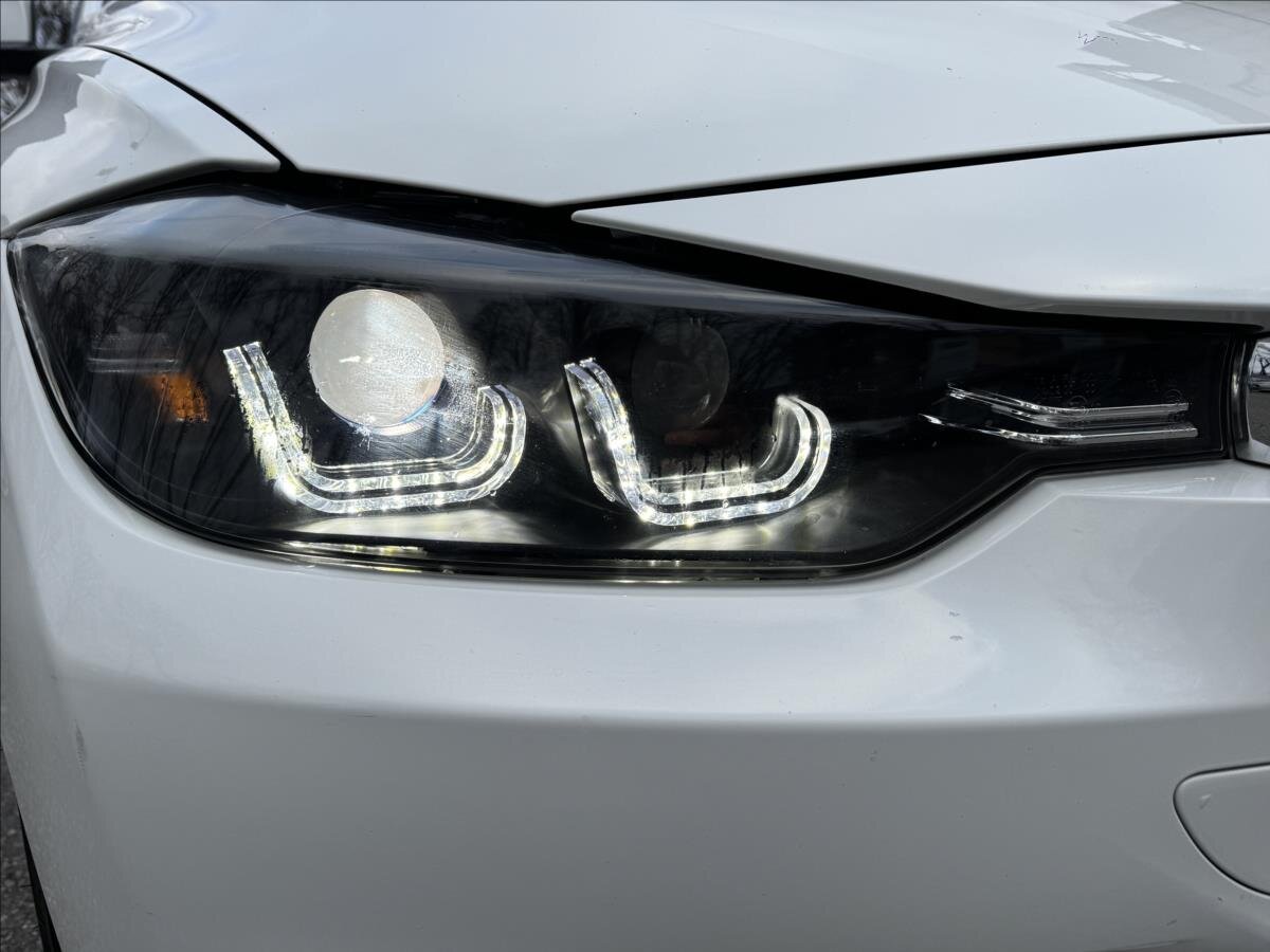 BMW Řada 3 Kombi 2,0 l 105 kw