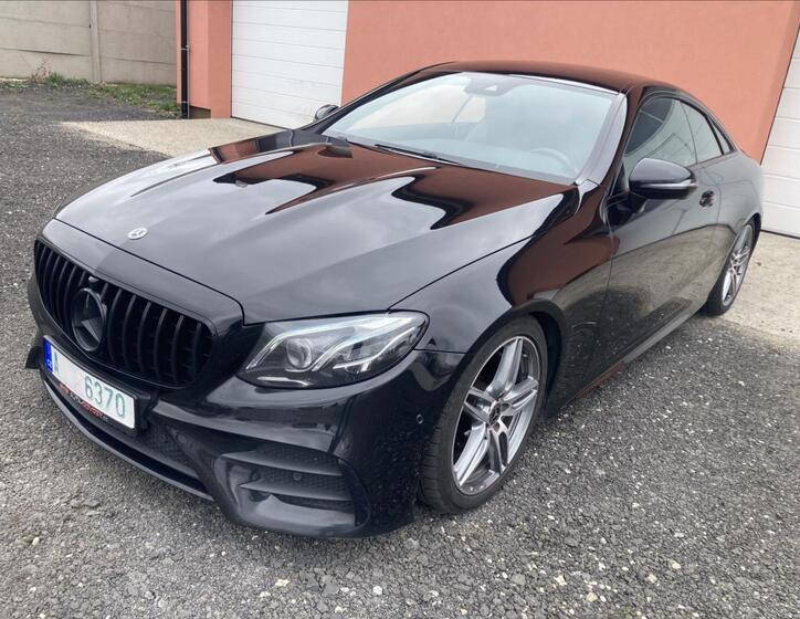 Mercedes-Benz Třídy E 37