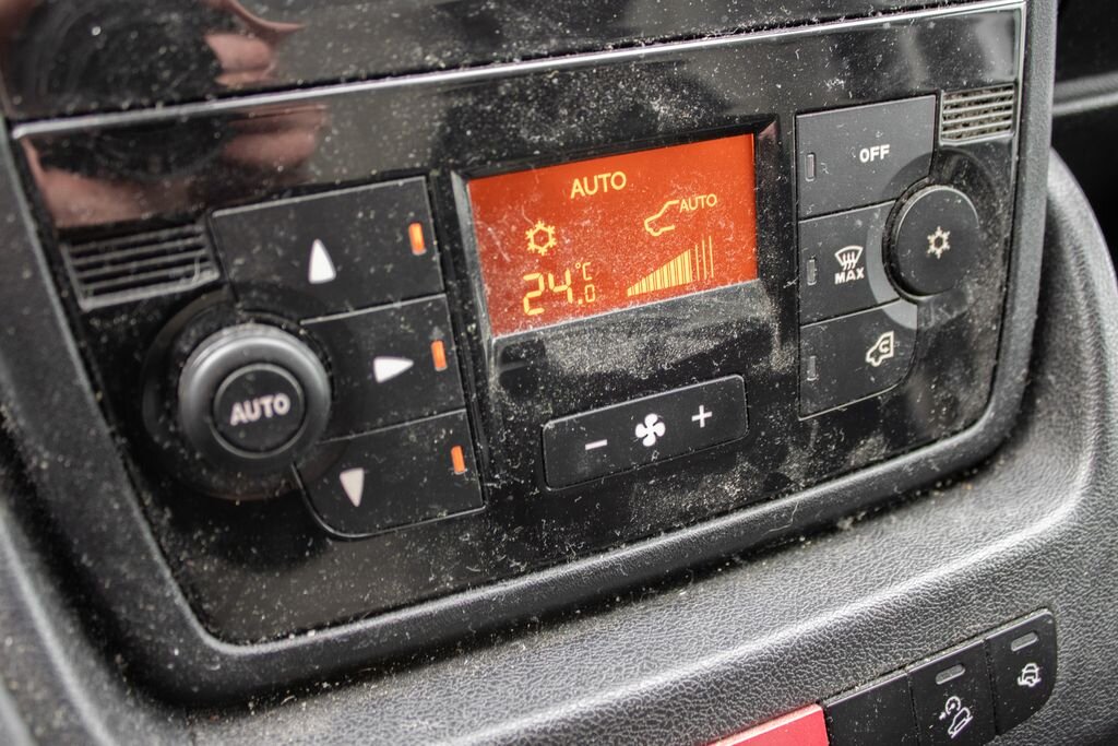 Peugeot Boxer Skříň 2,2 l 121 kw