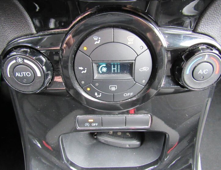 Ford Fiesta Hatchback 998,0 92 kw