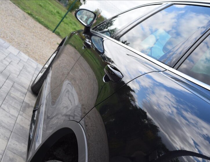 Volkswagen Touareg 11