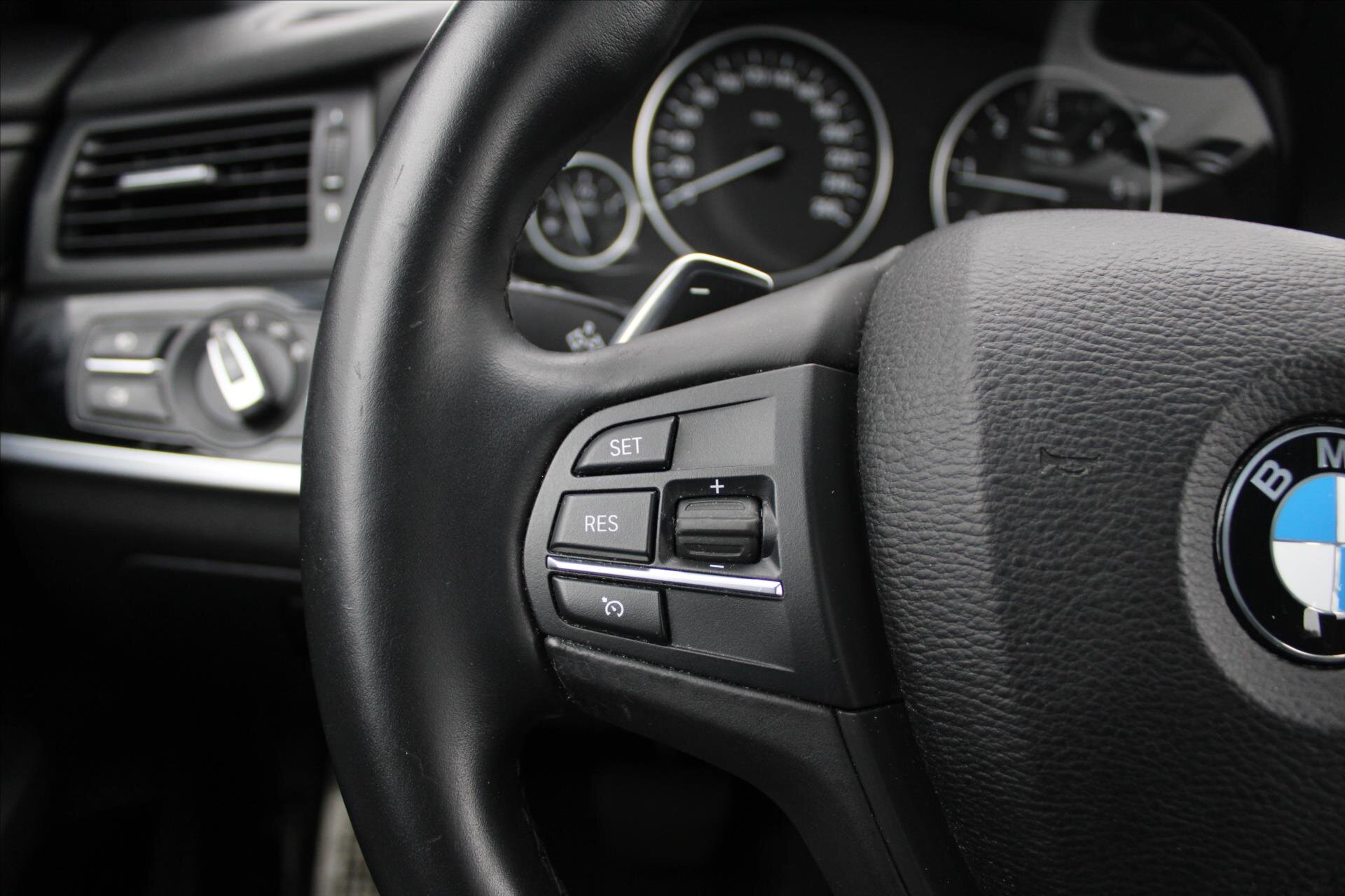 BMW X3 SUV 2,0 l 140 kw