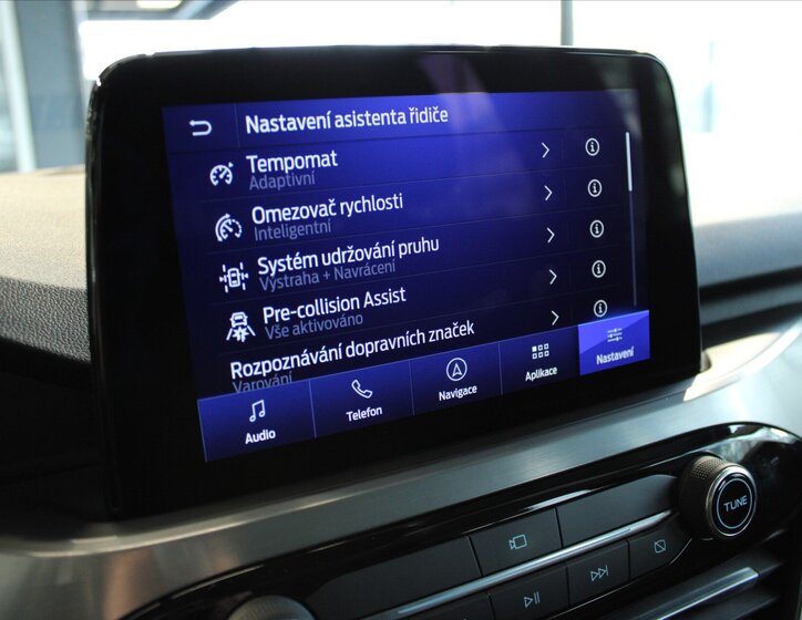 Ford Kuga SUV / Terénní 2,0 l 140 kw