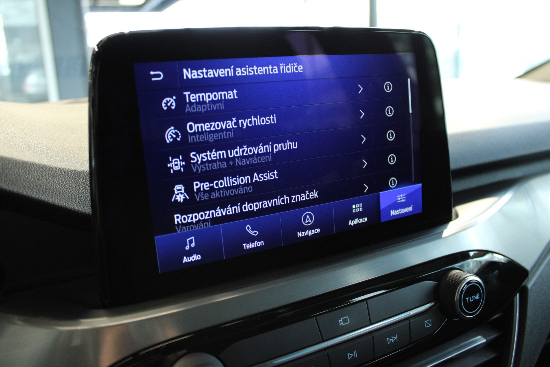 Ford Kuga SUV / Terénní 2,0 l 140 kw