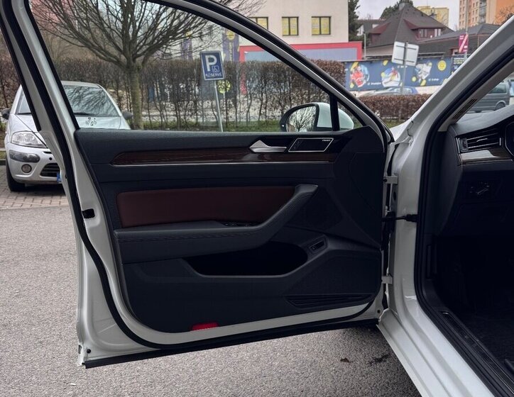 Volkswagen Passat Kombi 0,0 0