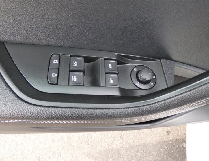 Škoda Superb Kombi 2,0 l 147 kw