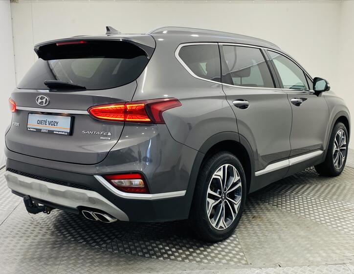 Hyundai Santa Fe 2