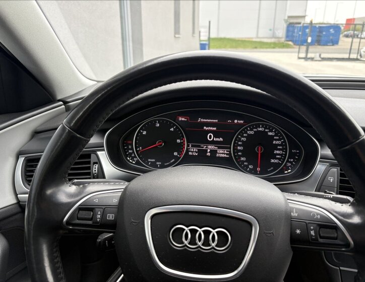 Audi A6 Sedan / Limuzína 3,0 l 160 kw
