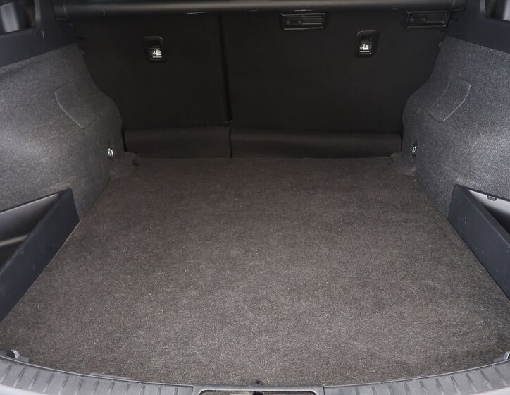 Toyota Auris Kombi 1,6 l 97 kw