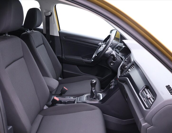 Volkswagen T-Roc SUV / Terénní 999,0 85 kw