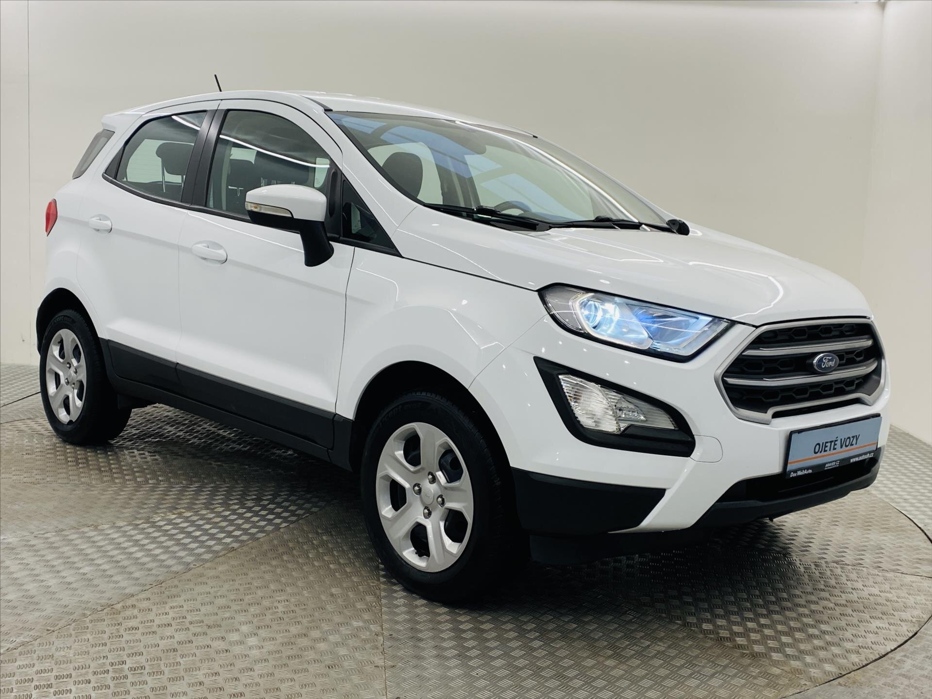 Ford EcoSport Hatchback 998,0 92 kw
