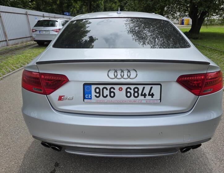 Audi S5 6