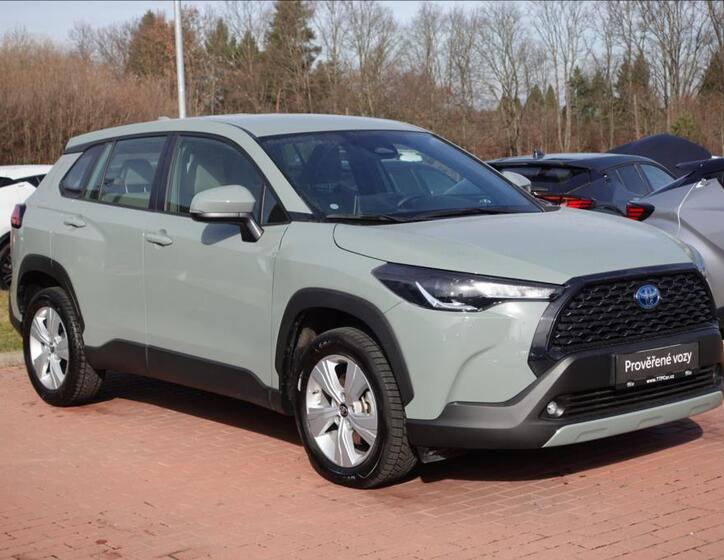 Toyota Corolla Cross 3