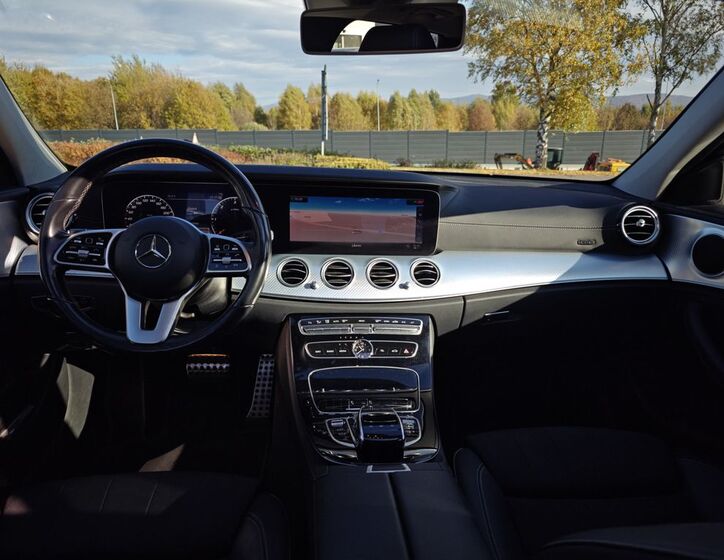 Mercedes-Benz Třídy E 14