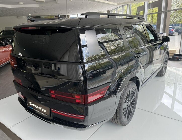 Hyundai Santa Fe SUV / Terénní 1,6 l 185 kw