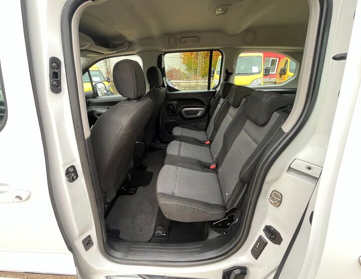 Toyota ProAce City Verso 9