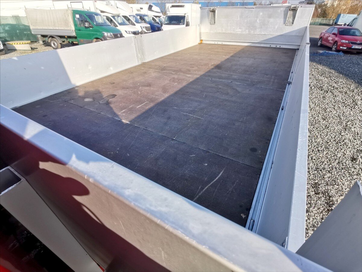 Mercedes-Benz Sprinter Valník 3,0 l 140 kw