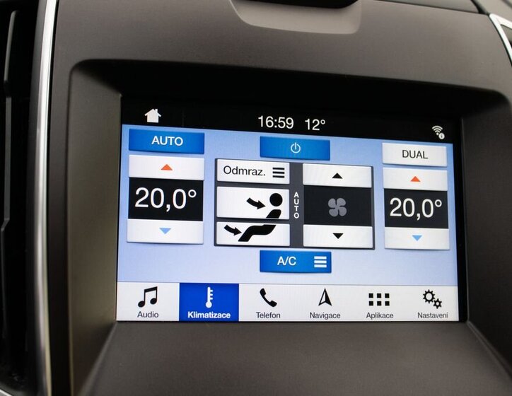 Ford S-MAX MPV 2,0 l 110 kw