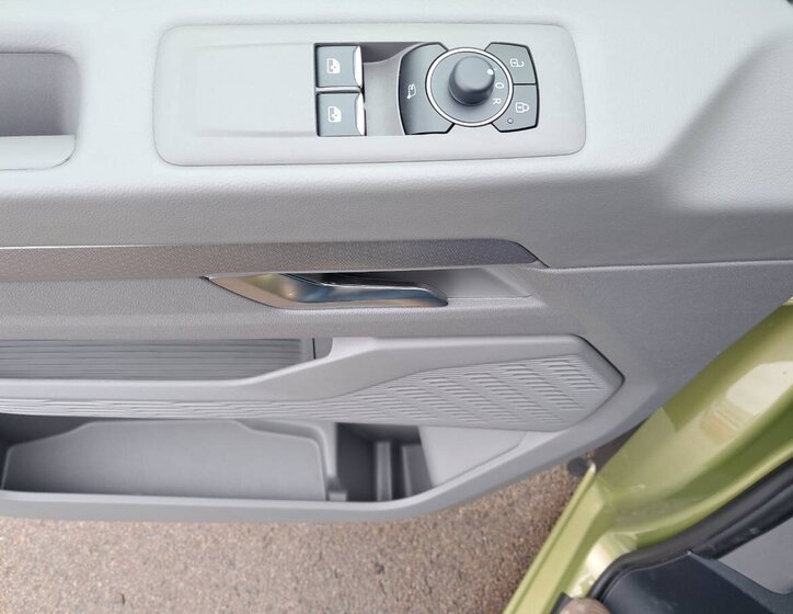 Volkswagen Caravelle Kombi 2,0 l 125 kw