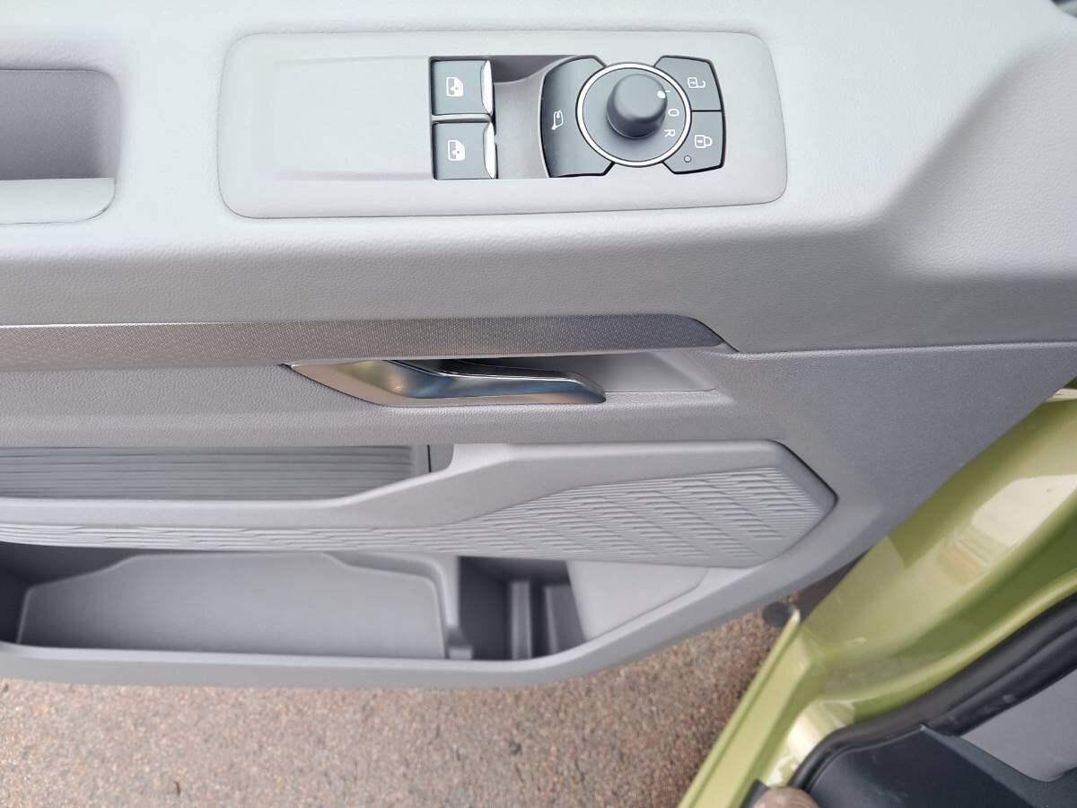 Volkswagen Caravelle Kombi 2,0 l 125 kw