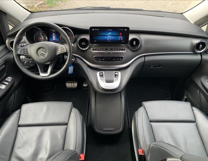 Mercedes-Benz Ostatní Ostatní 2,0 l 174 kw