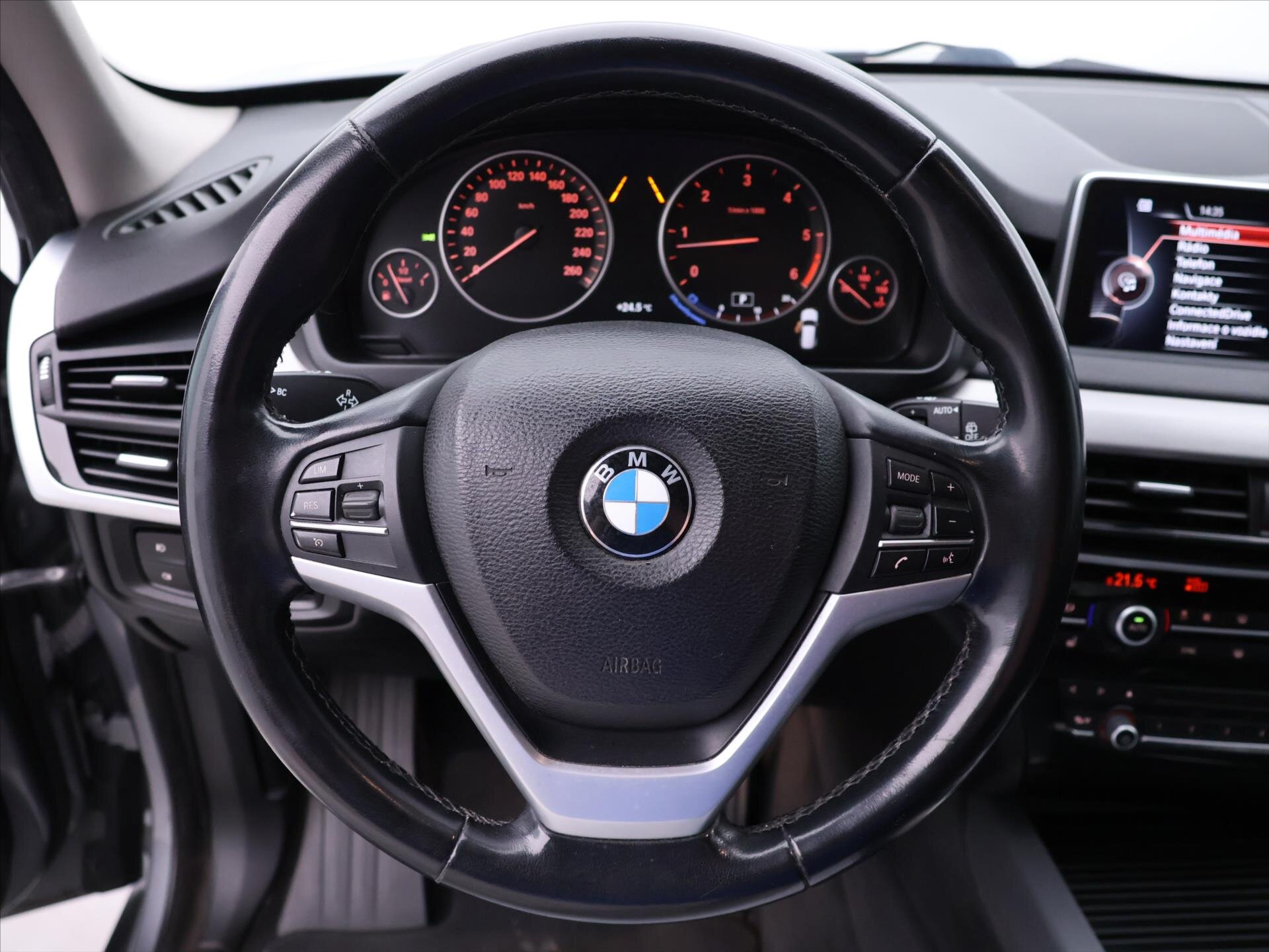 BMW X5 SUV 3,0 l 190 kw