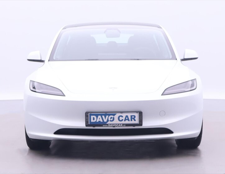 Tesla Model 3 Sedan / Limuzína 0,0 208 kw