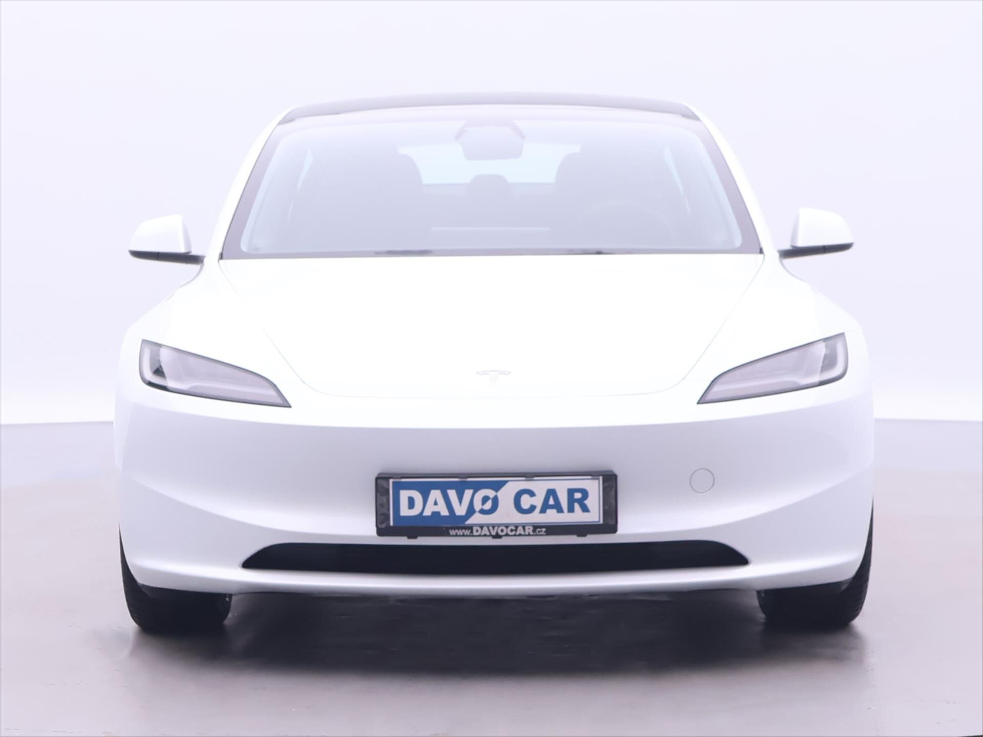 Tesla Model 3 Sedan / Limuzína 0,0 208 kw