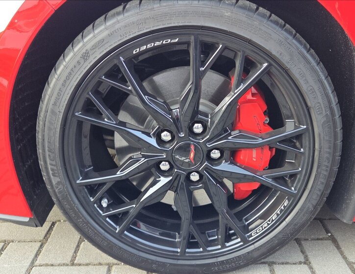 Chevrolet Corvette Kupé 6,2 l 354 kw