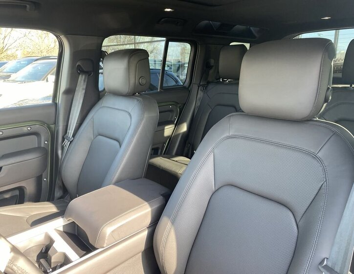 Land Rover Defender SUV / Terénní 3,0 l 258 kw