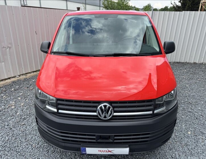 Volkswagen Transporter Skříň 2,0 l 110 kw