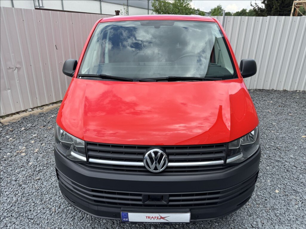 Volkswagen Transporter Skříň 2,0 l 110 kw