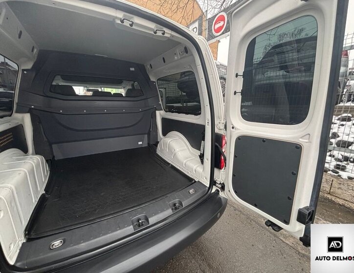 Volkswagen Caddy Kombi 1,6 l 75 kw