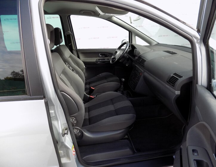Volkswagen Sharan 19