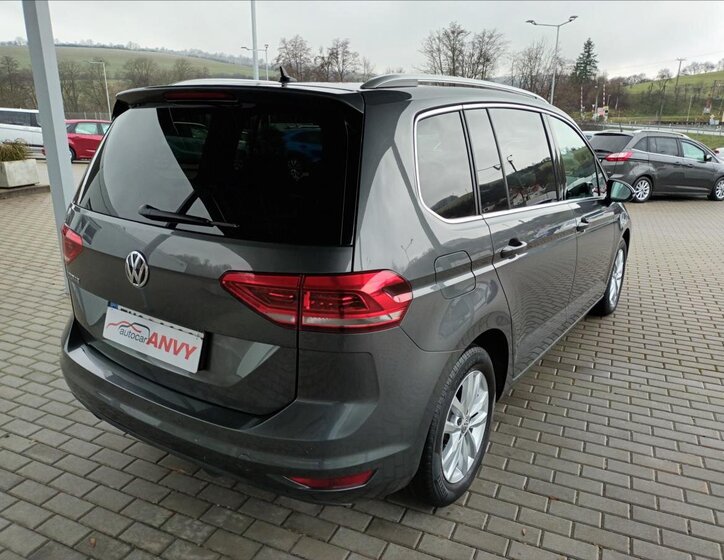 Volkswagen Touran MPV 2,0 l 110 kw