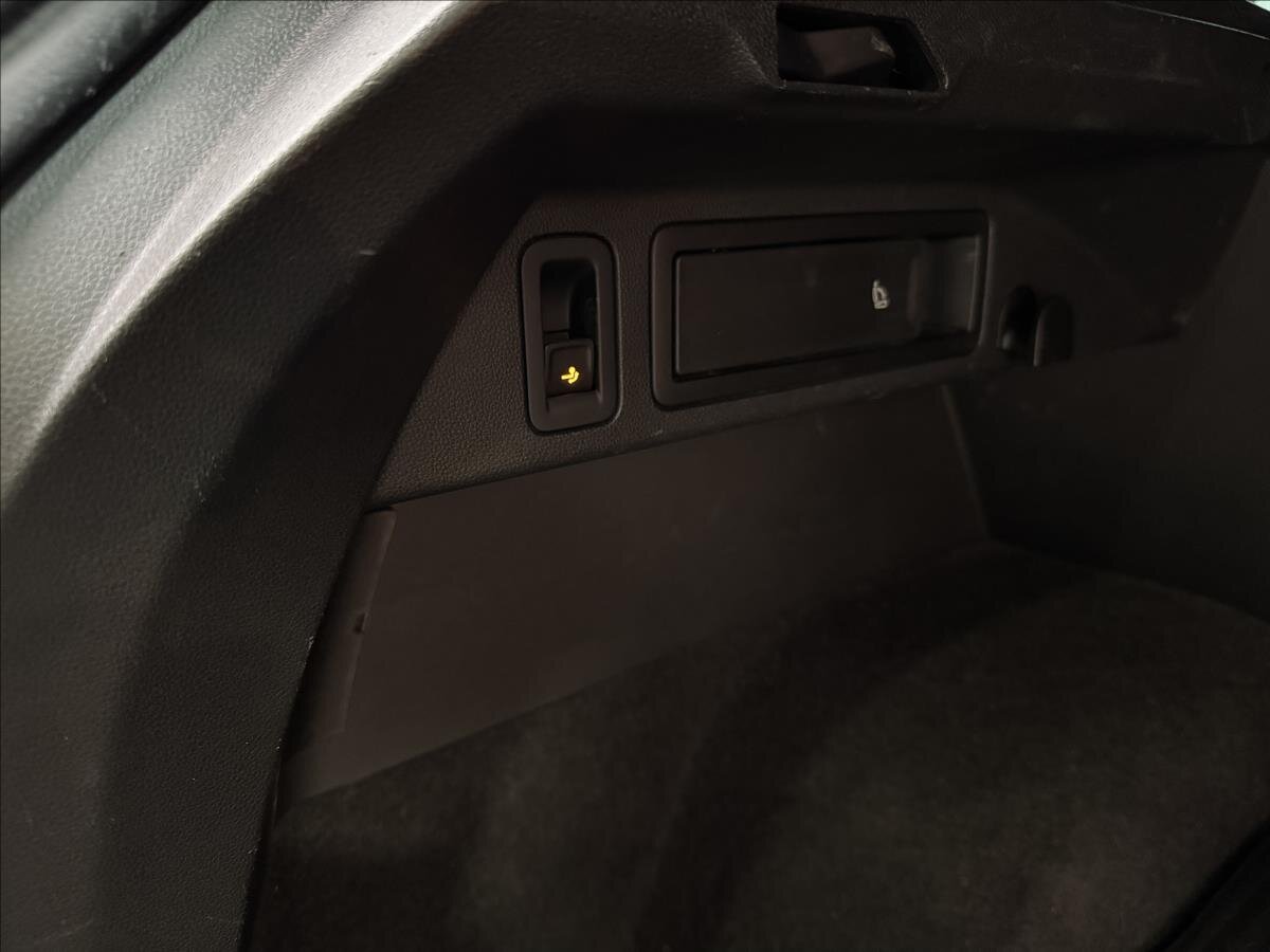 Volkswagen Tiguan SUV / Terénní 2,0 l 140 kw