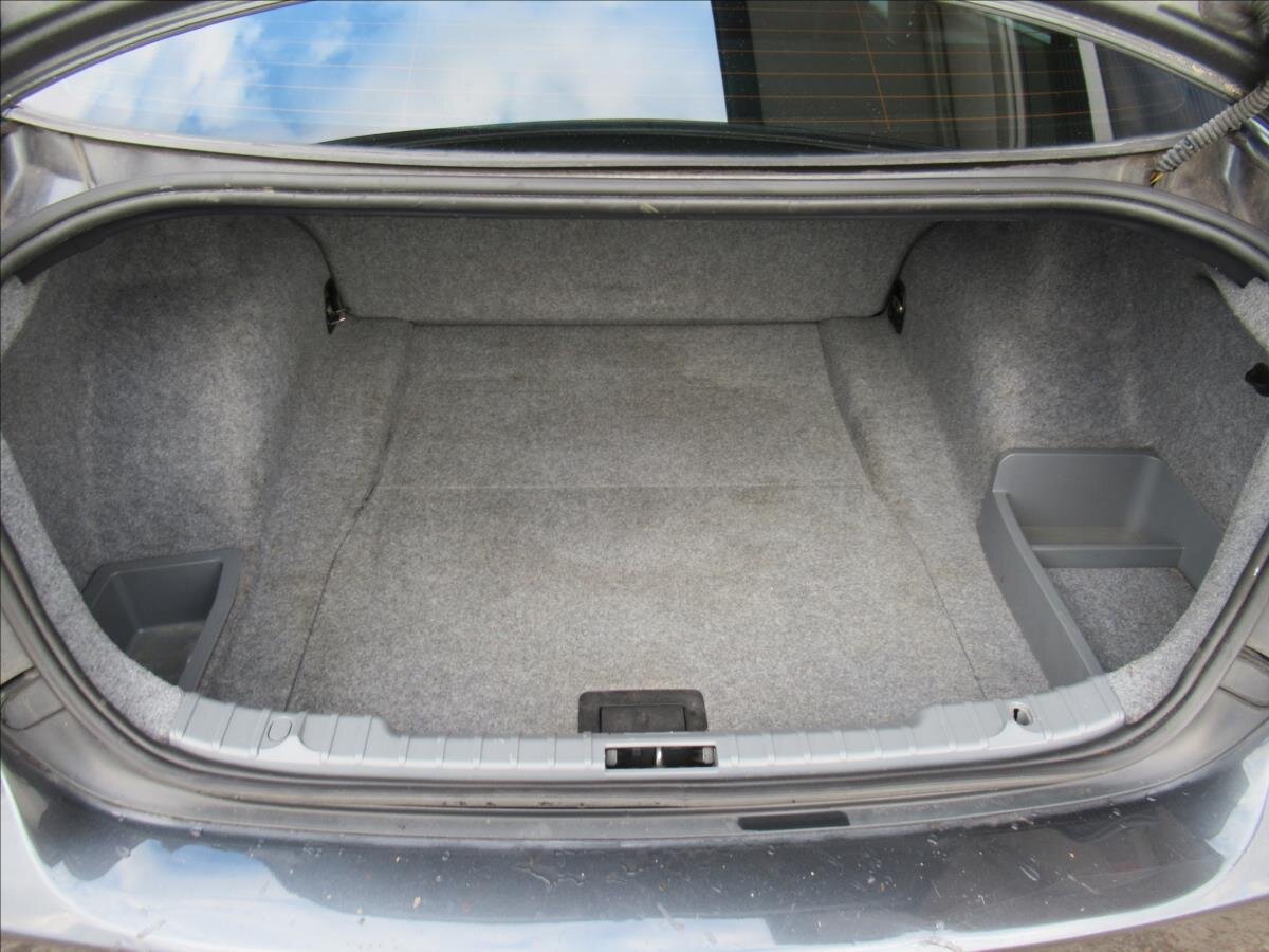 BMW Řada 3 Sedan 2,5 l 160 kw