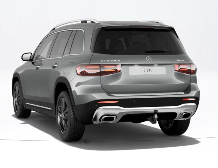 Mercedes-Benz GLB 4