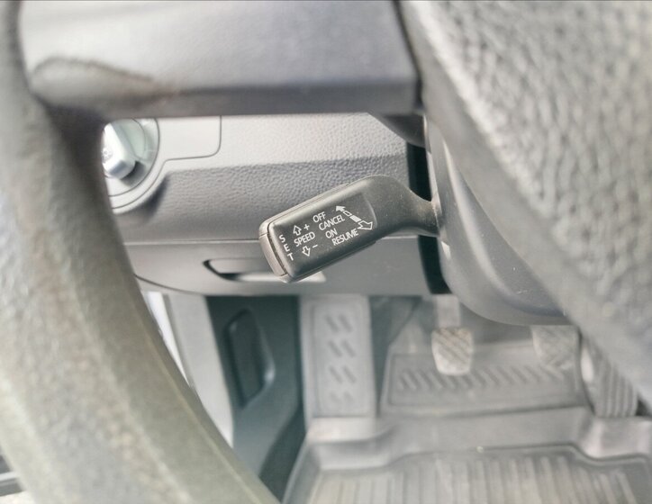 Volkswagen Passat Kombi 2,0 l 103 kw